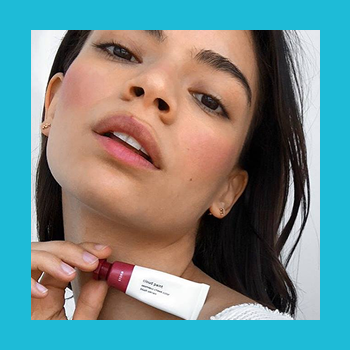 glossier micro-influencer promoting the product example
